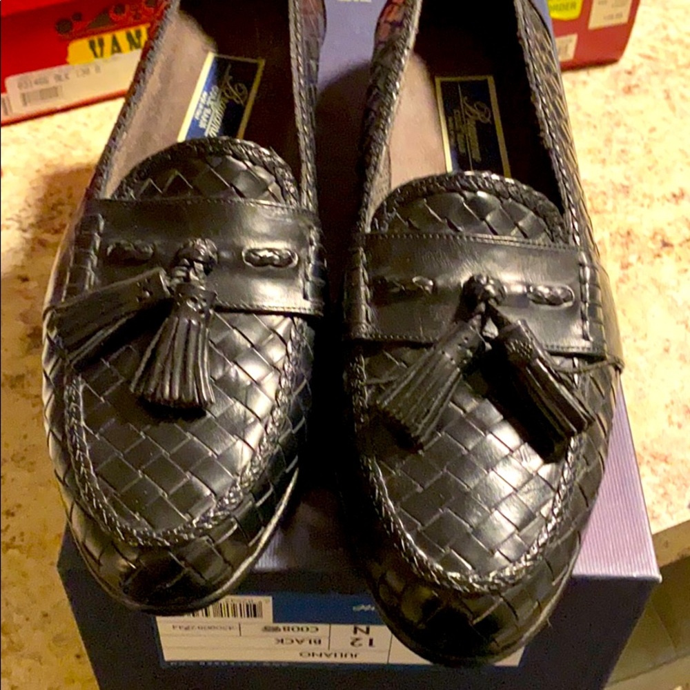 Bragano Cole Haan Black leather loafer, size 12